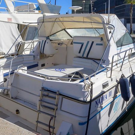 Boat Hotel Barcelona 산트 아드리아 데 베소스 외부 사진