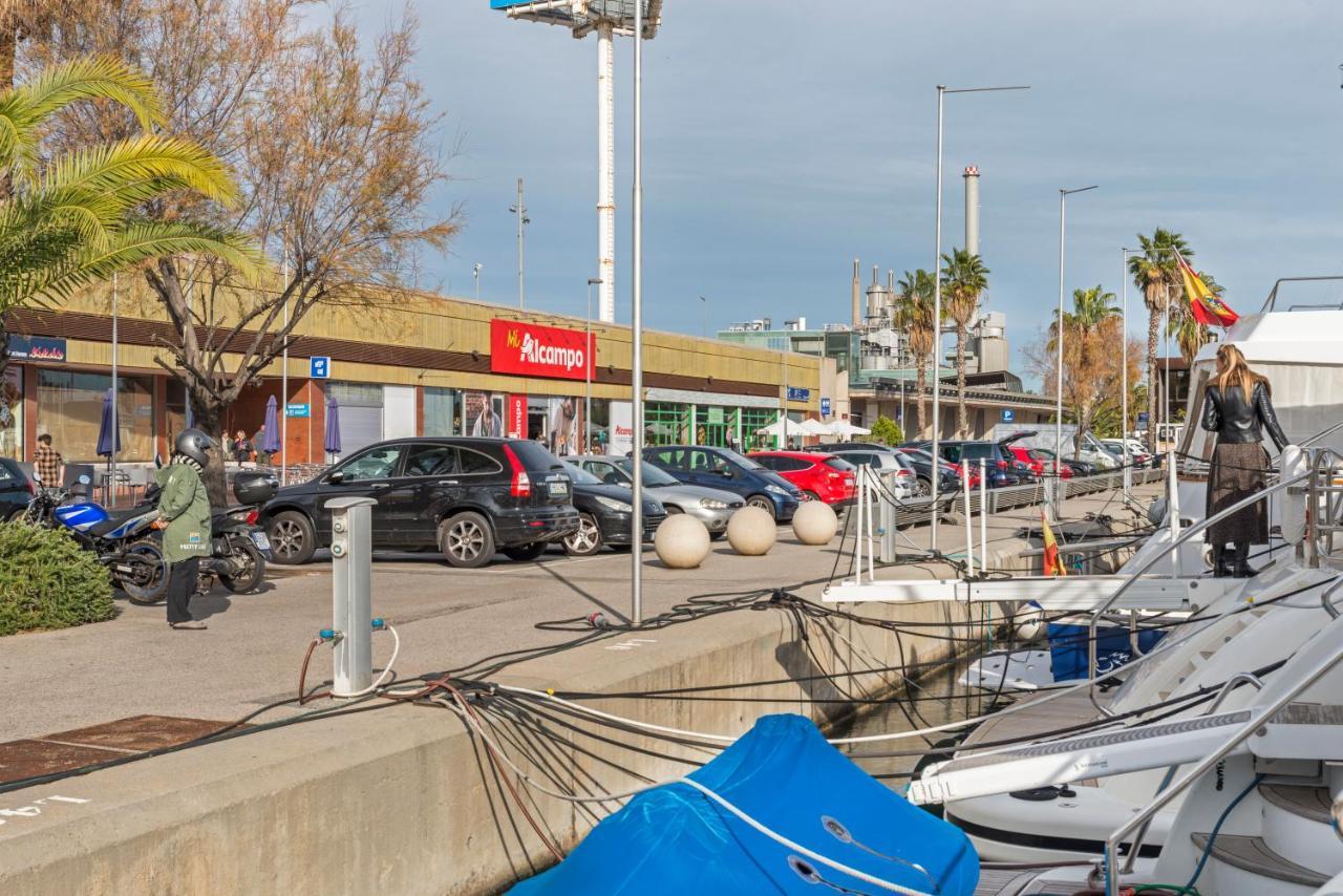 Boat Hotel Barcelona 산트 아드리아 데 베소스 외부 사진